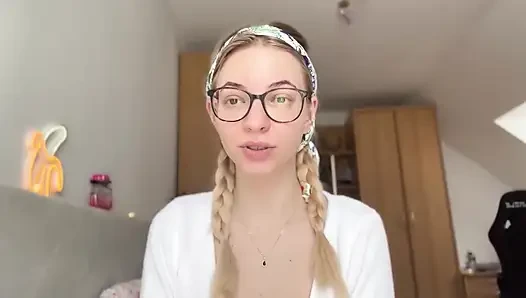 Pros and Cons of Being in a Female Led Relationship (for Both Genders)