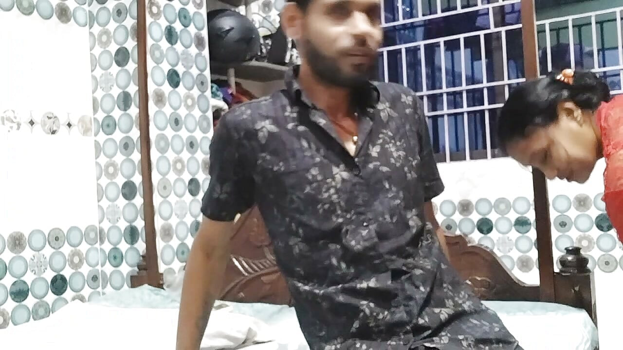 पतीच्या मित्राला बोलावून सुंदर आंटीने सेक्स केला आणि BBC सेक्स करून मजा लुटली