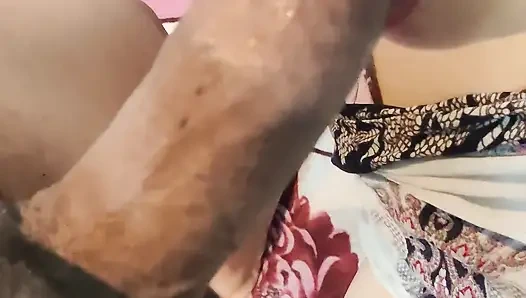 Sevimli Yenge Gorimam Ile Sakso Çekiyor