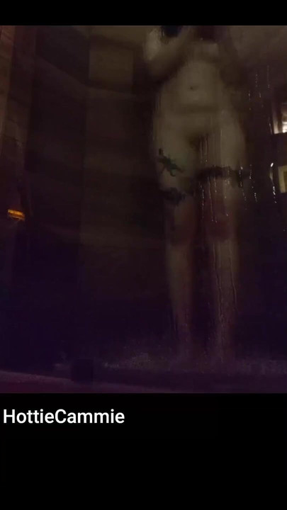 Recording My Tinder Date in the Shower