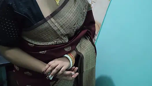 Tharki sasur menggoda menantu india yang polos - seks terlarang bahasa india