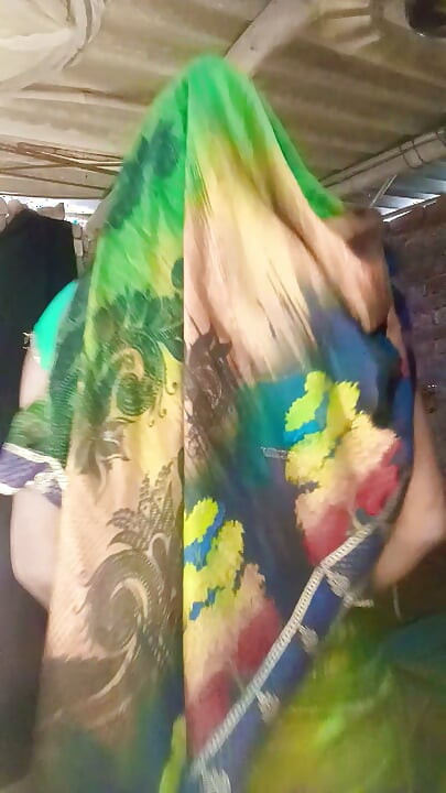 Sapna crossdresser in saree video