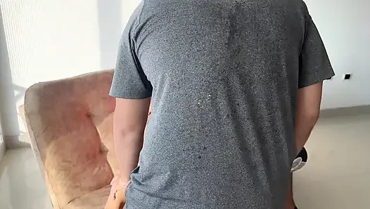 I Fuck the Stepdaughter of a Blind Man Next to Him, Semen Falls on Him and He Thought It Was Cream