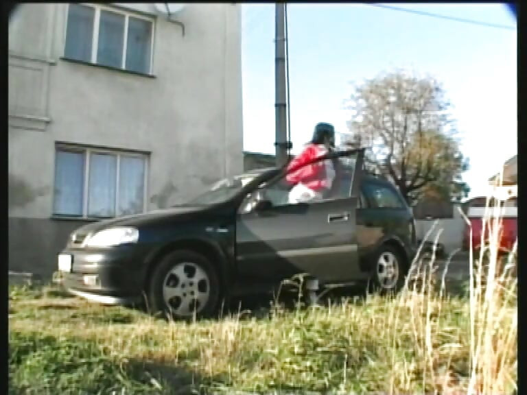 Curve sexy blonde încearcă dragostea lesbiană fierbinte!