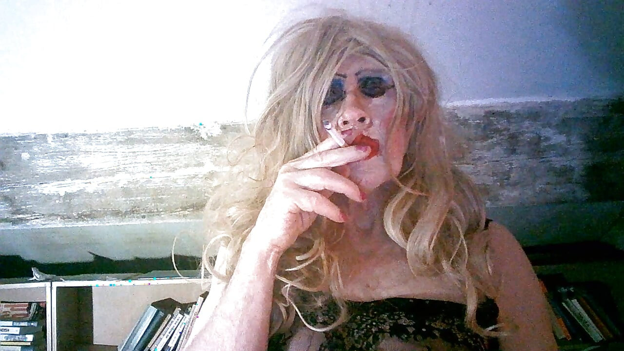 Old fuckpig cumslut  slag Sarah smoking like  the trashy whore she is
