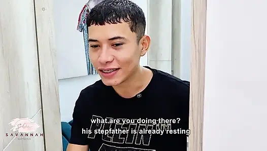 Ищу секс в тайне в комнате моей пухлой сводной сестры Savannah Watson