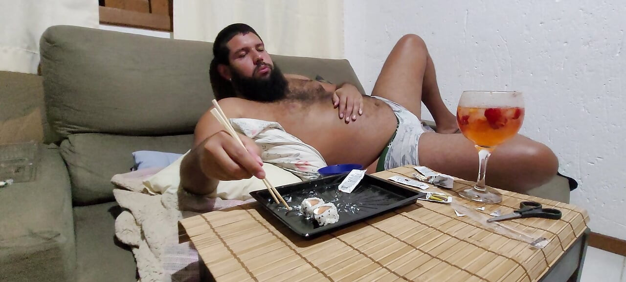 100-Piece Sushi Challenge: Completely Maxed Out & Bloated