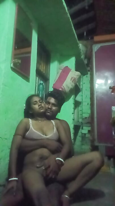 There was no one in the house, suddenly the husband came into the house and locked it and took the wife to the bed, after going to bed, he fell into full romance