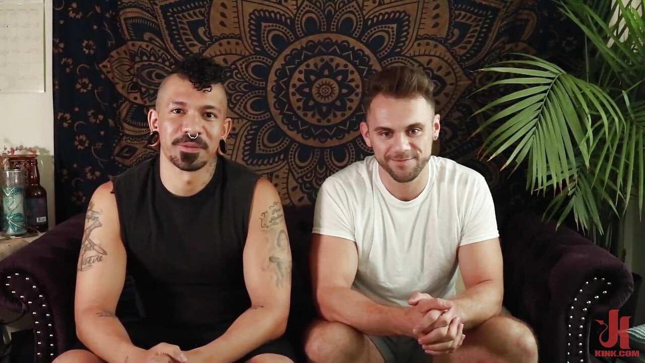 Blaze Austin et Roman Maverick s’amusent ! Cru