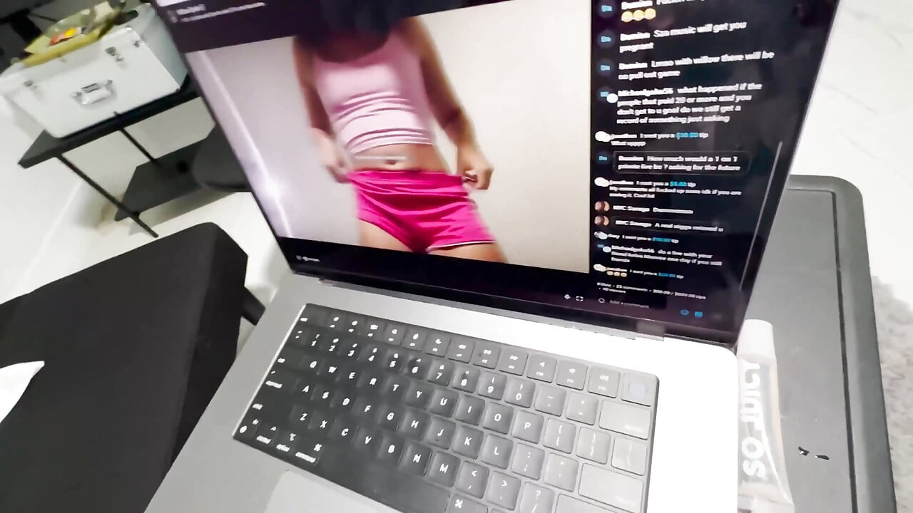 Pertunjukan live bts willow ryder dientot sama kontol lil ds sampai merem melek