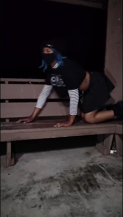 Seksi kemerli gotik travesti