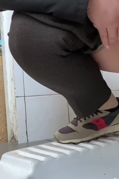 Mature MILF Pees in a Hospital Public Toilet