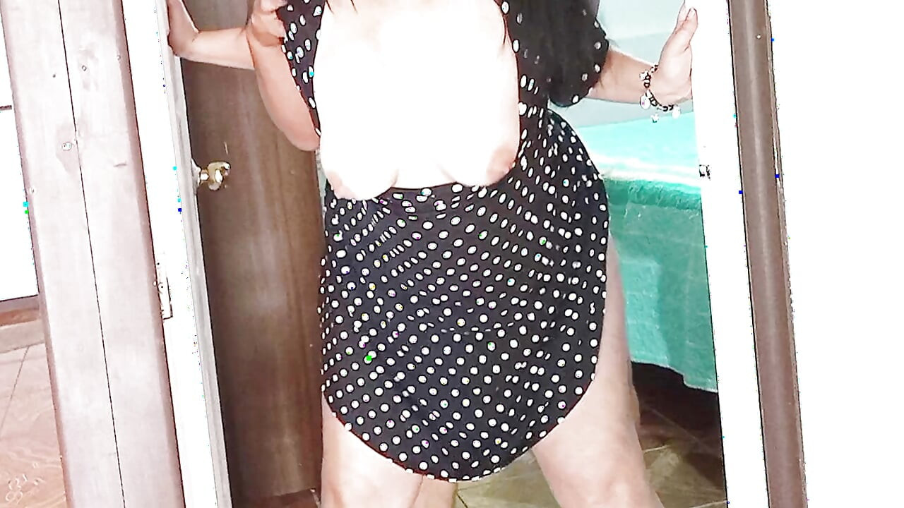 While my friend is showering, I fuck his wife.