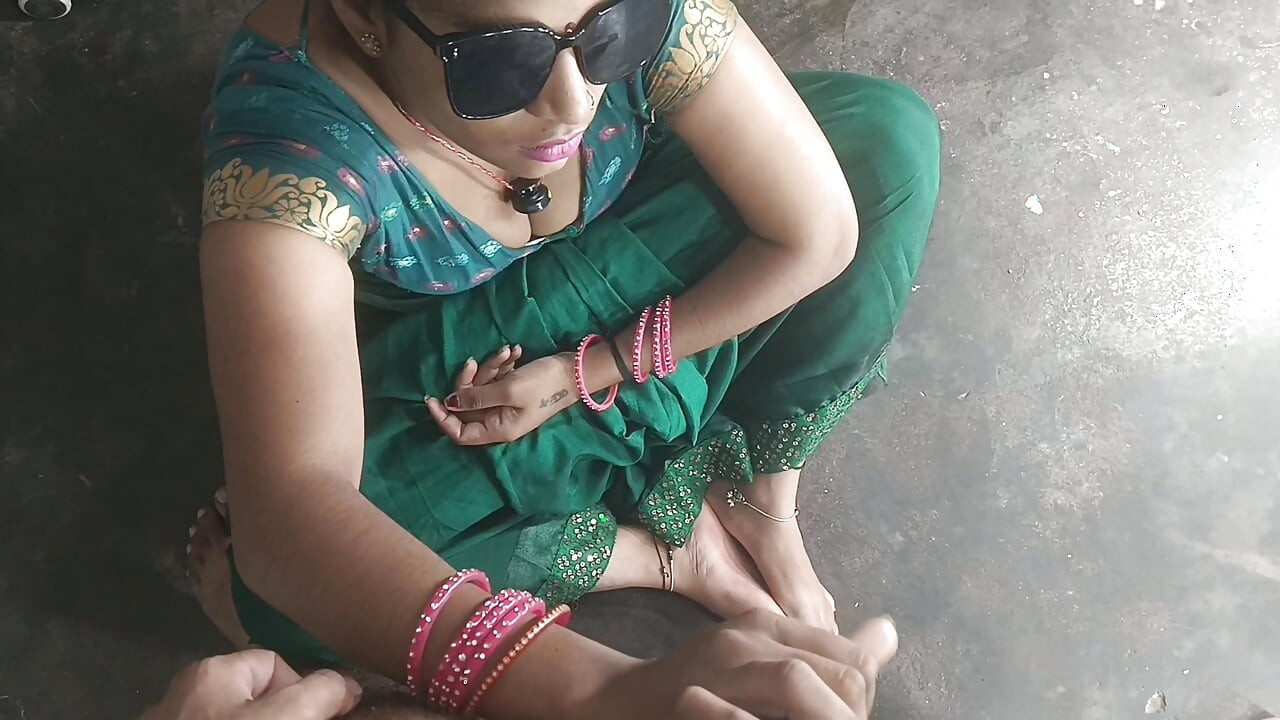 StepSister hit ass, sucked his cock from stepbrother's cock and sucked water from his cock Hindi audio