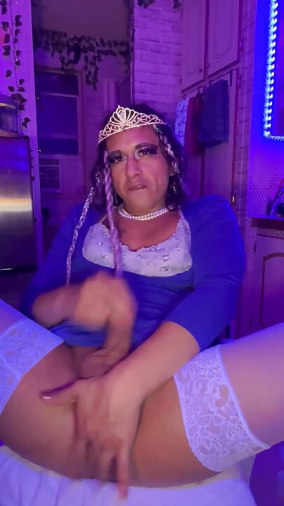 Snow Princess Slays the Holidays