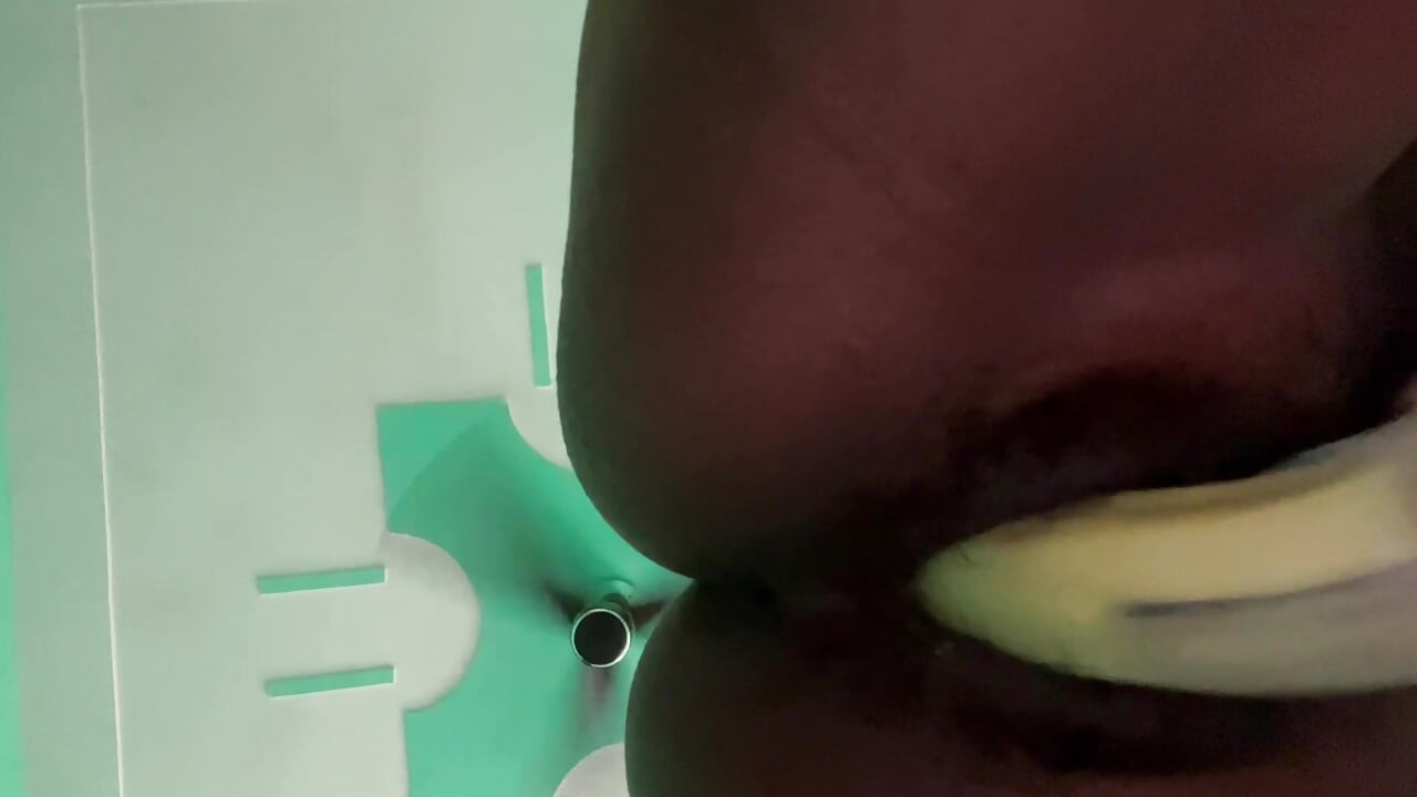 Pussy maturation with banana