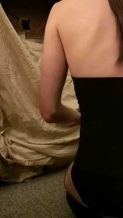 Prima dată Gloryhole homemade | Clip 1
