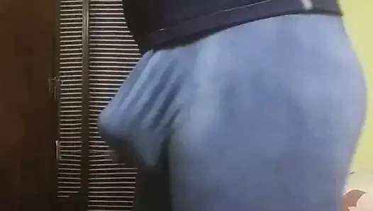 Zakar besar dalam bingkap