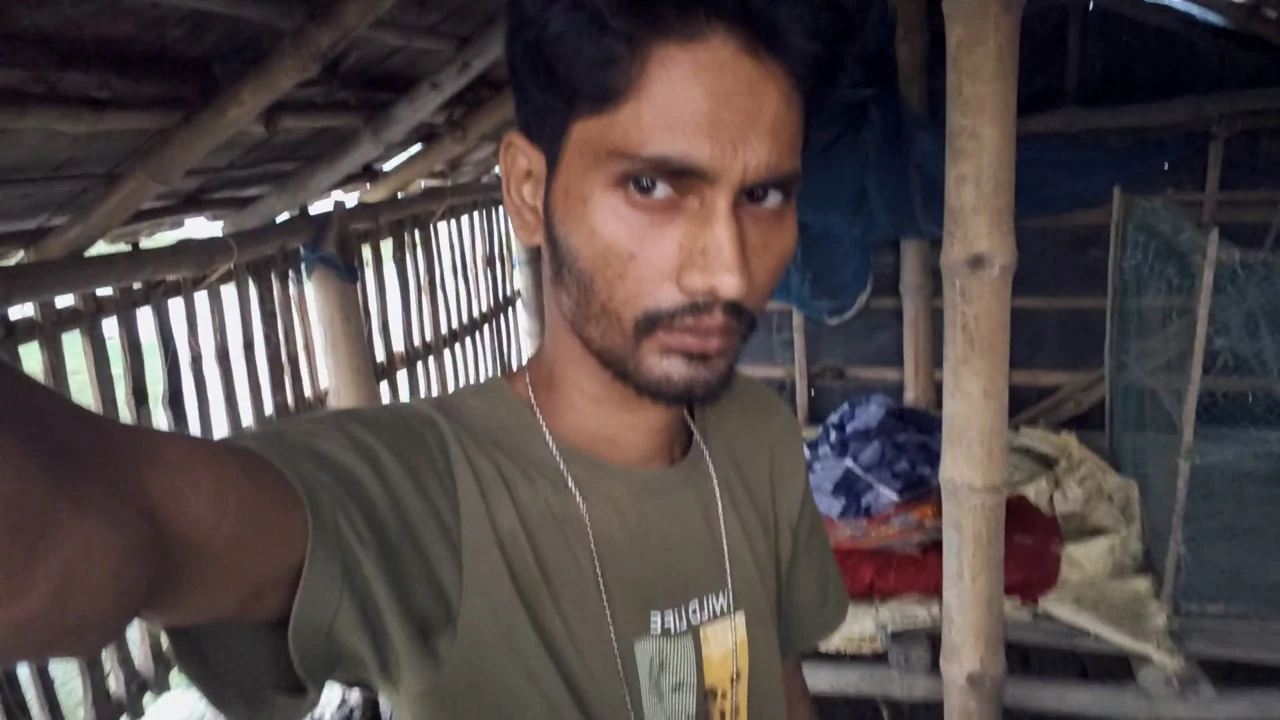 I’m having sex in a small room in an empty field