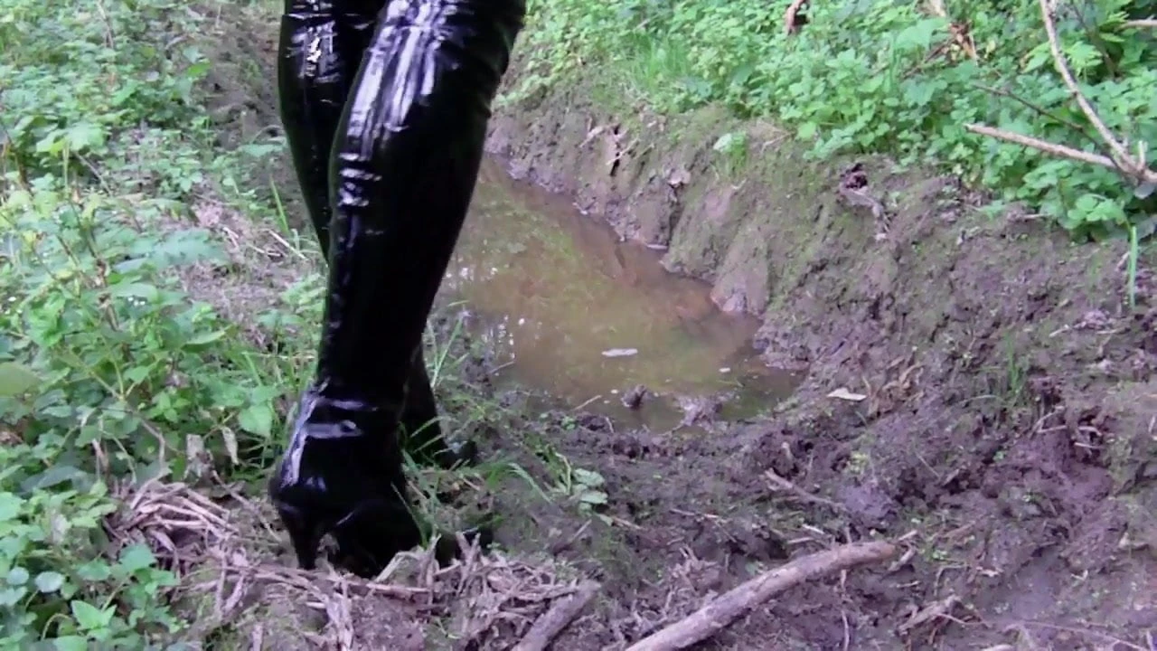 Muddy sexy thigh boots!