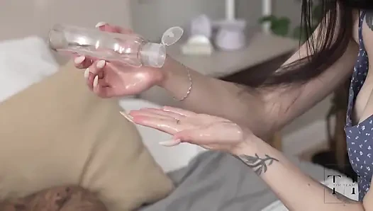 Я Хотела Сделать Ему Массаж, Но Его Эрекция Заинтересовала Меня Больше. Полная Версия 4K HD От Команды Тима.