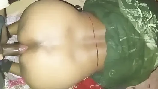 Real padosi aunty ki raat mein doggy style mein chut chod Li