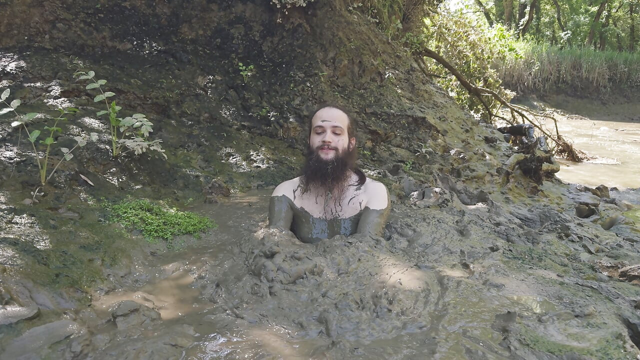 Odd Stuck... Living Mud mı?