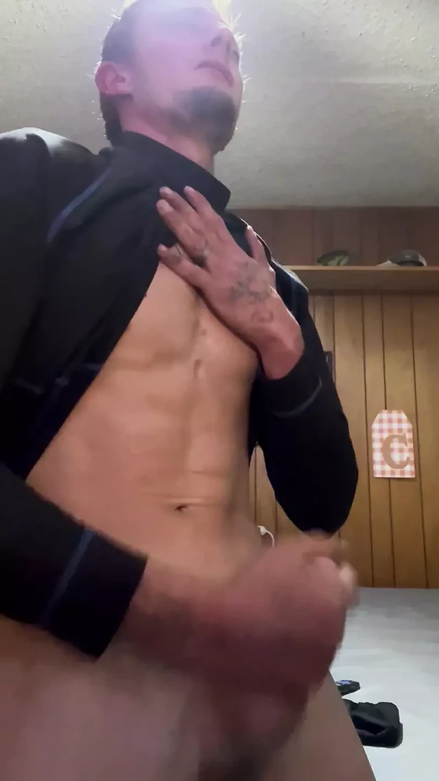Husband hides and jacks off
