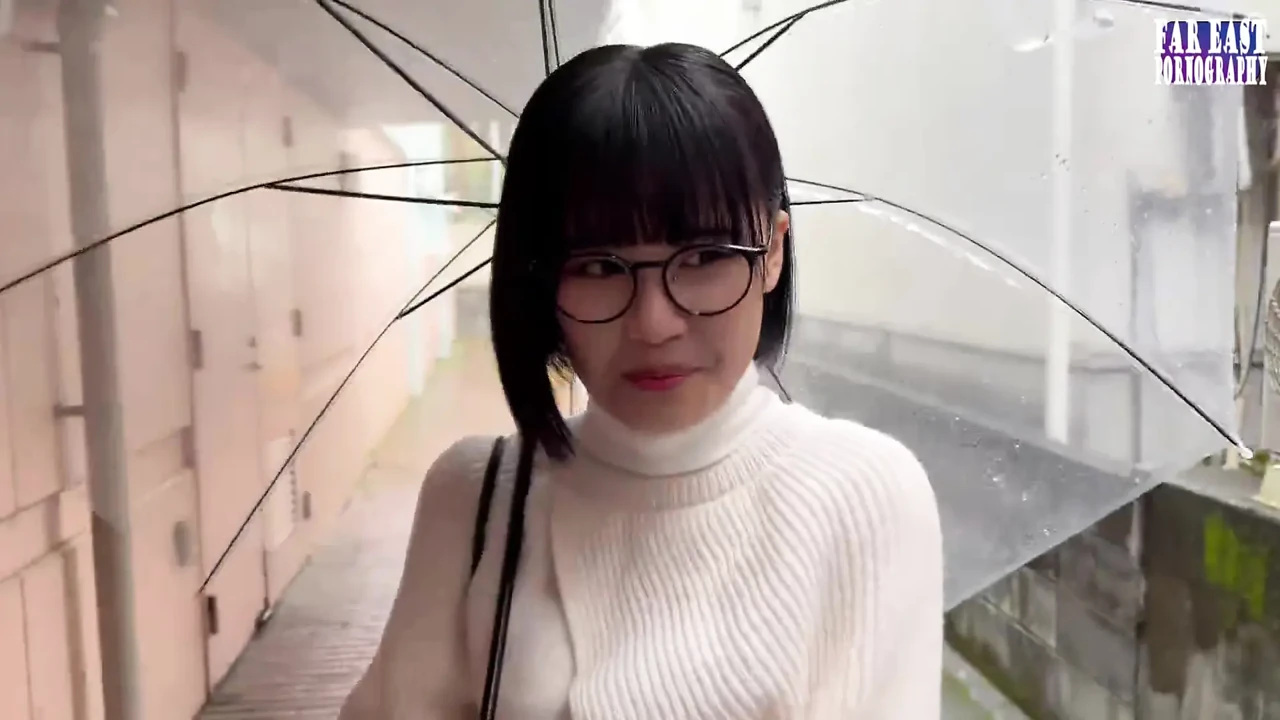 甜眼镜在慵懒的一天挑逗, 品尝无尽的幸福中的温暖滴水 -Part.1