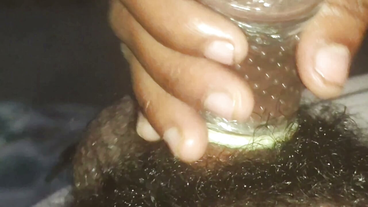 Indisk varm video: Ha sex hemmelig om natten