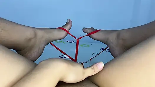 IBU TIRI YANG NIKMAT MASTURBASI DAN NGIRIMI AKU VIDEO EROTIS
