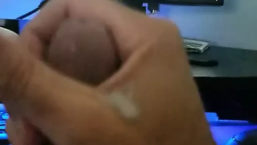 sadece okşayarak