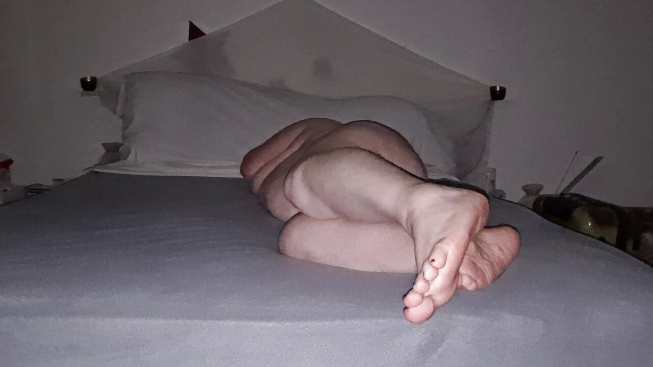 Footjob caro