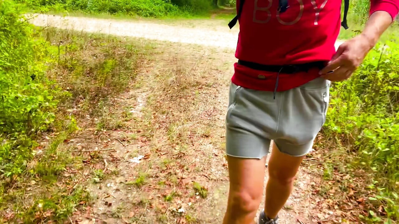 Bulge walk and exposure before cruising