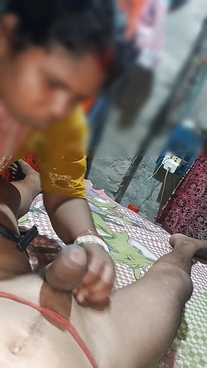 Devar bhabhi lagi cukur bulu kontolnya