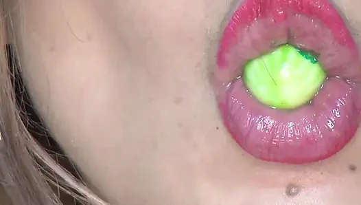 Impressive!! I Play and Swallow Huge Round Candies in the Shape of Melons