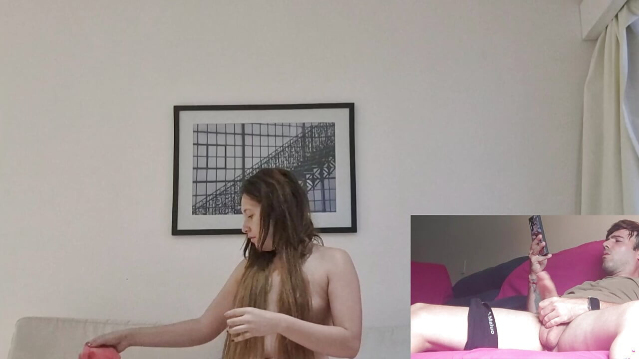 Une Amie Sexy Joue Devant La Caméra