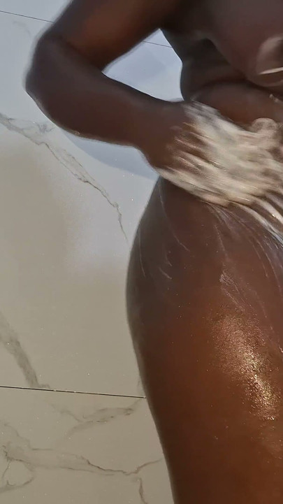 A Cold Shower with My Ex-boyfriend to Spice up Our Intense Sex Life