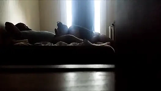 İri güzel kadın yarak alıyor