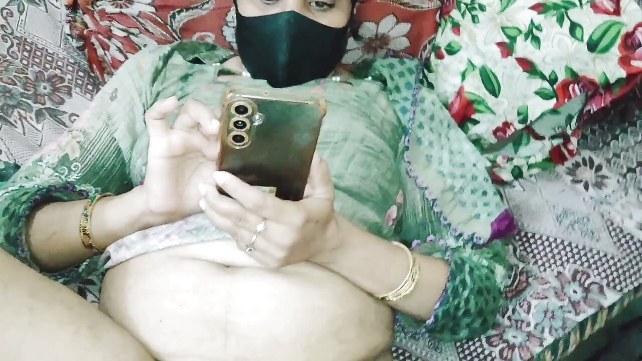 Desi Bhabi ka Garam Phuda Muft Chudai