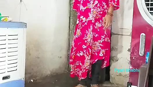 1 girlfriend came to meet boyfriend at night then had a loud sex Hindi audio desi sexy video