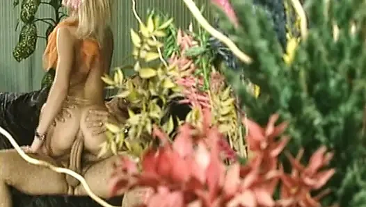 Sarışın Alman bebek ateşli anal sikişten sonra döl içiyor