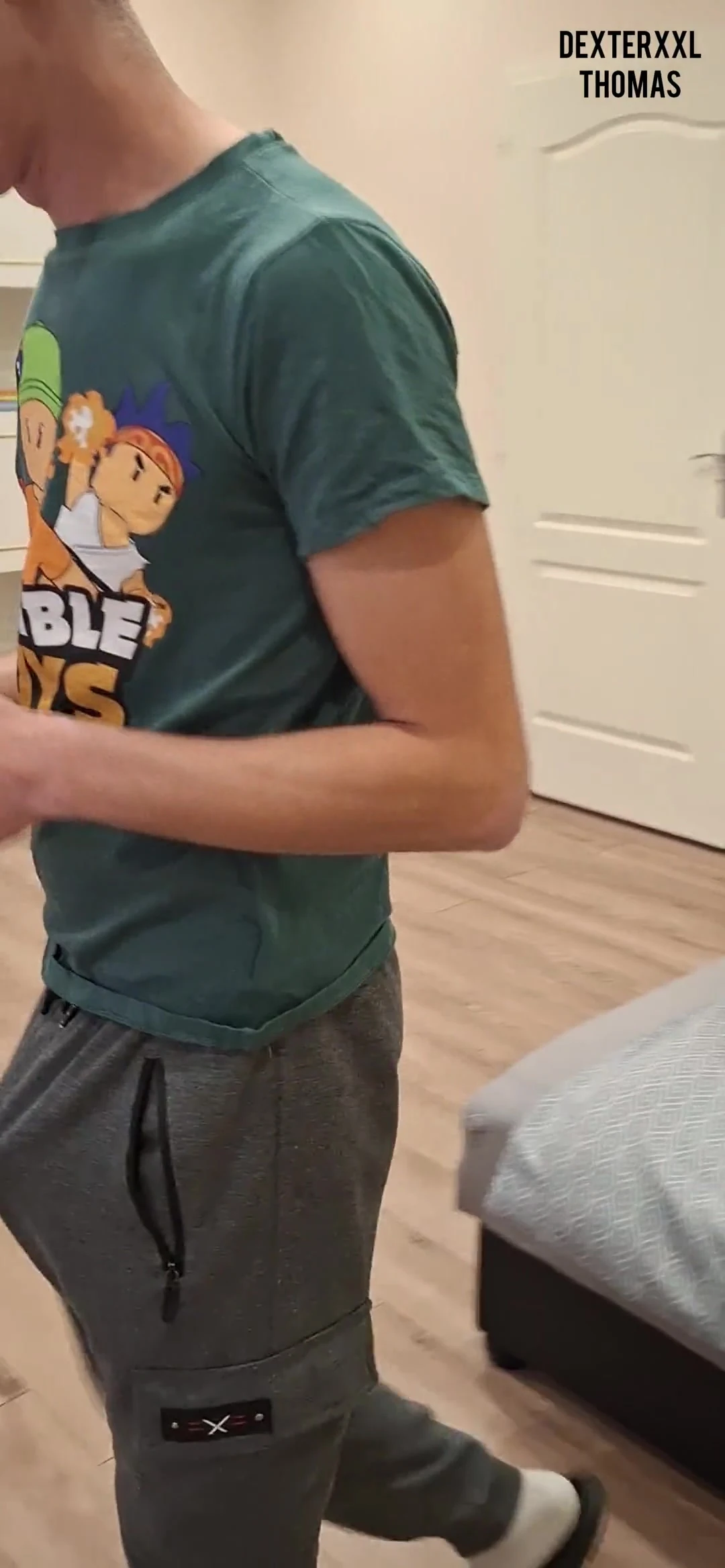 Benim için elle muamele. mastürbasyon videosu yardım eli