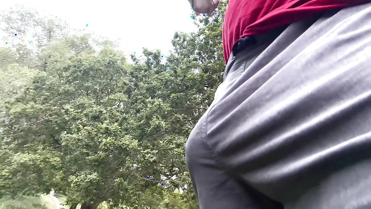 I Am Swinging Out on a Walk in This Intense Heat