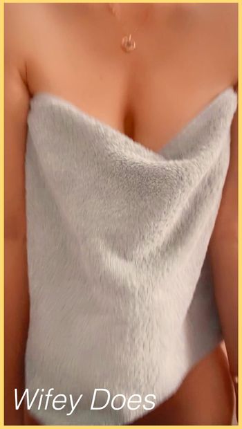 Wifeys little towel cant contain her perfect amazing tits as they get seen in full nude.