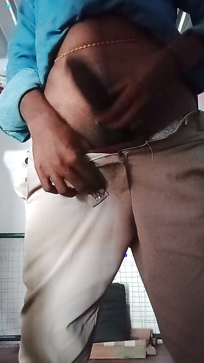 Cowok india ngocok kontol