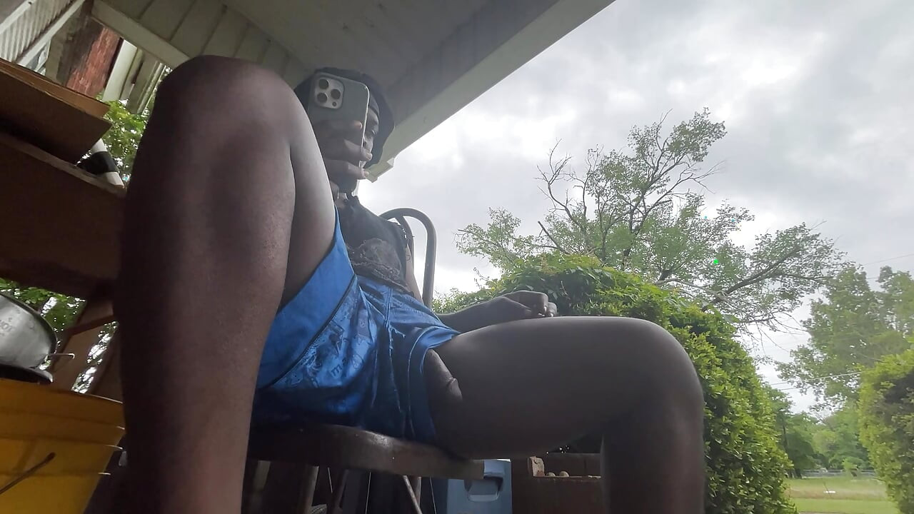 I Got Up Early In The Morning Just So I Can Have A Gooning Session On The Front Porch With Me Nutting
