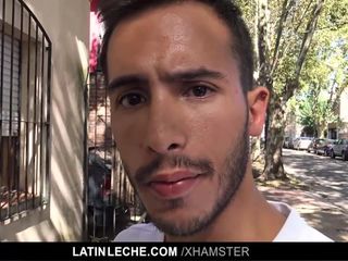 Мужчина в видео от первого лица трахает натурального латинского мачо-ебаря