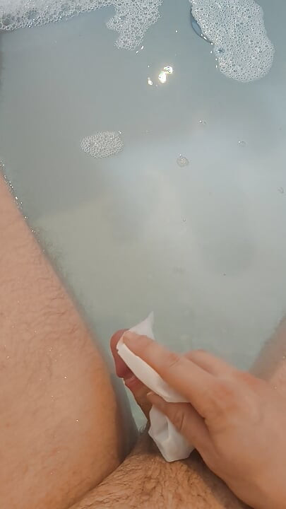 Private Bubble Bath - Real Amateur Solo and Unexpected Ending - Part 1