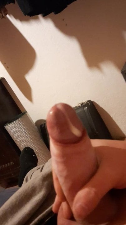 Masturbation and cumshot of me